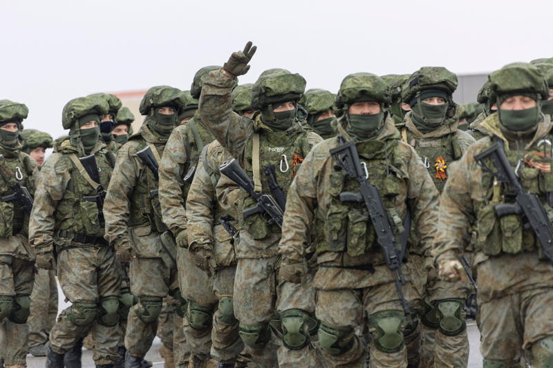 До 3,6 миллиона: в Ростовской области повысили единовременные выплаты военнослужащим по контракту